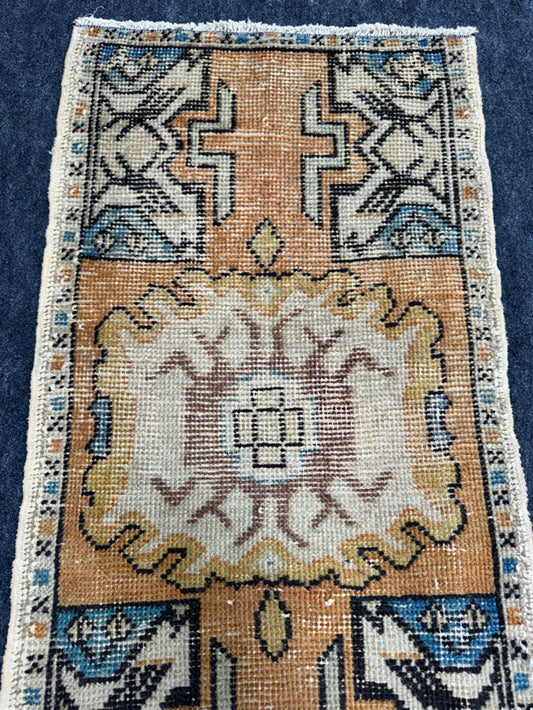 Turkish Yastik Rug 1'7" x 2'10" #23863