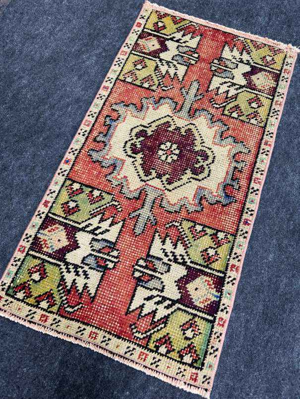 Turkish Yastik Rug 1'6" x 2'11" #23853