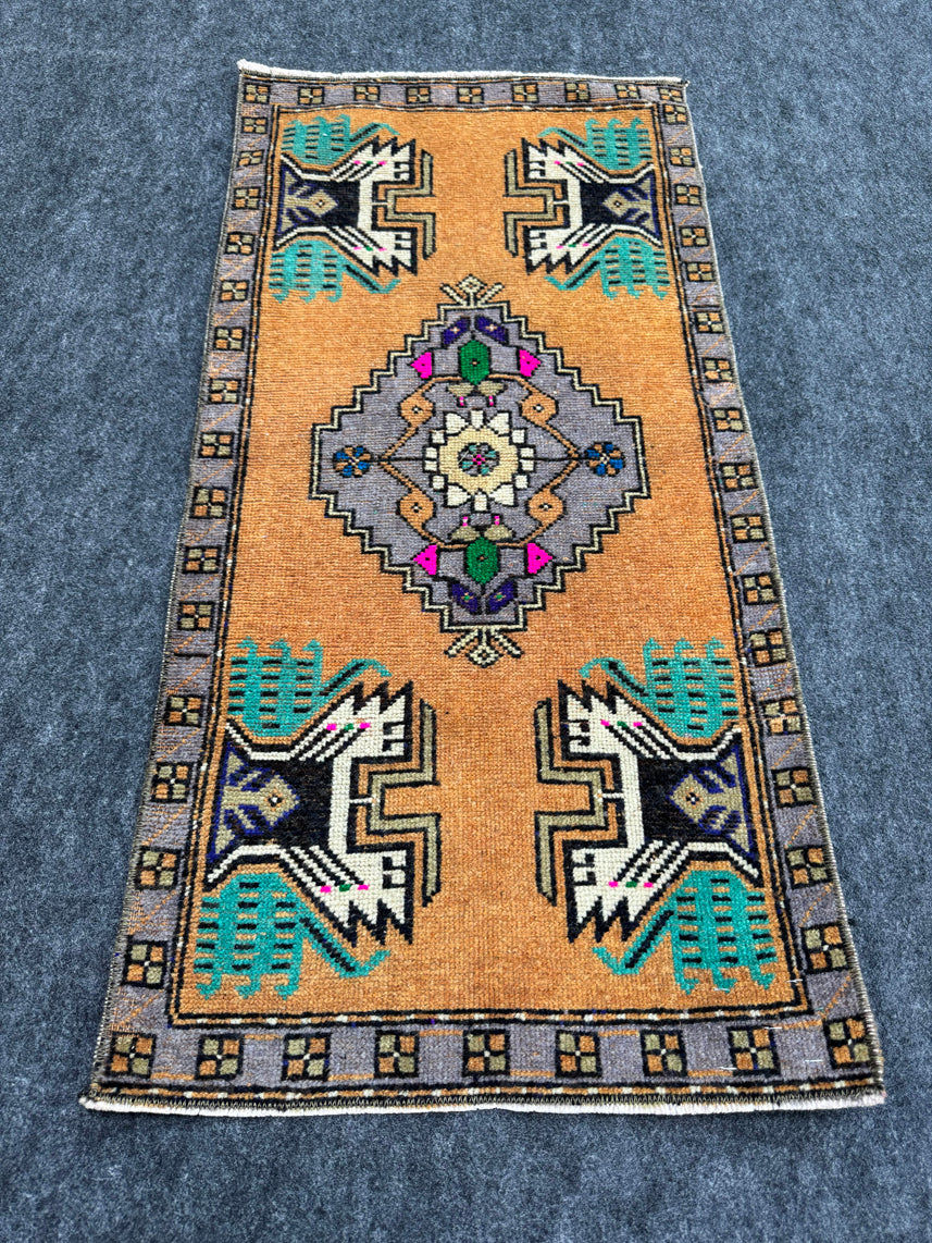 Turkish Yastik Rug 1'7" x 3'4" #23848