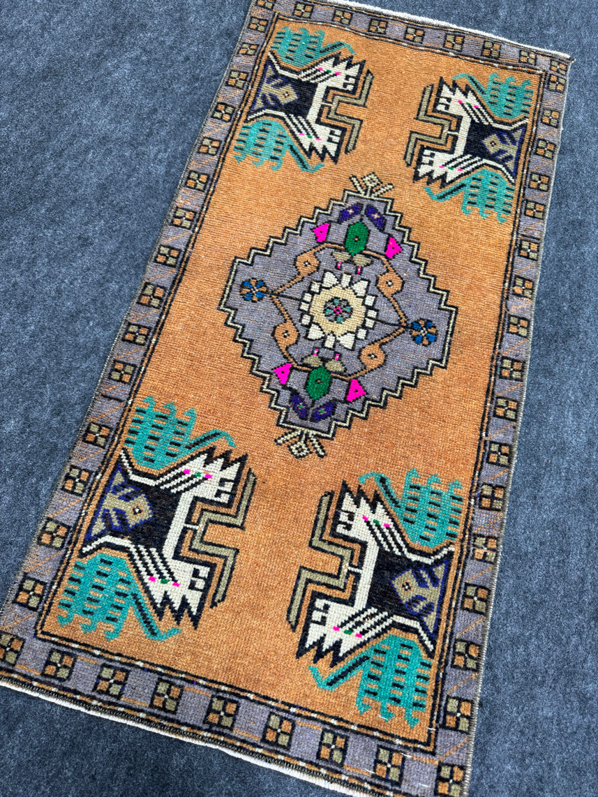 Turkish Yastik Rug 1'7" x 3'4" #23848