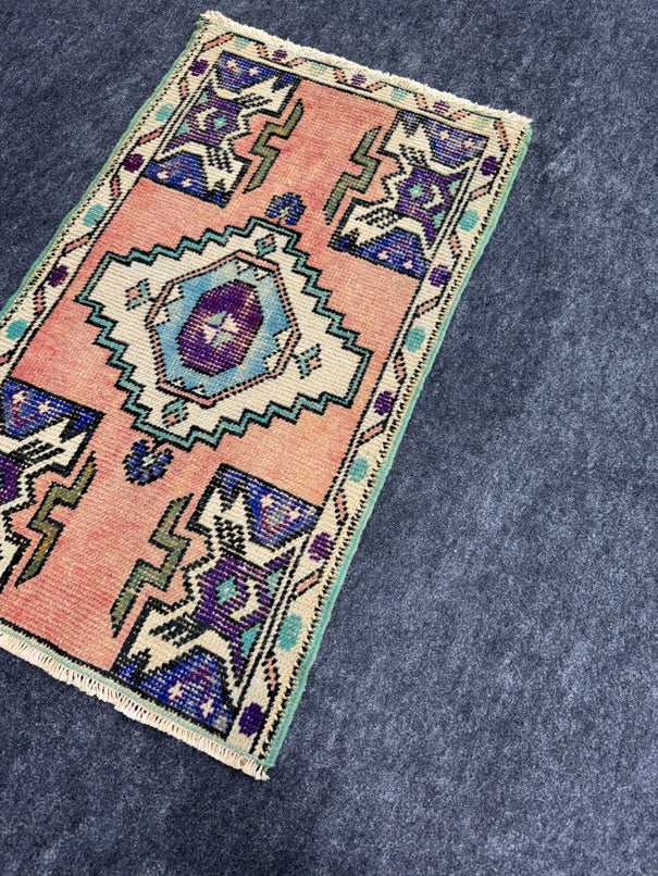 Turkish Yastik Rug 1'9" x 2'10" #23835