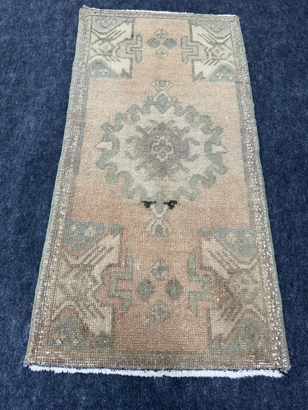 Turkish Yastik Rug 1'8" x 3'3" #23836