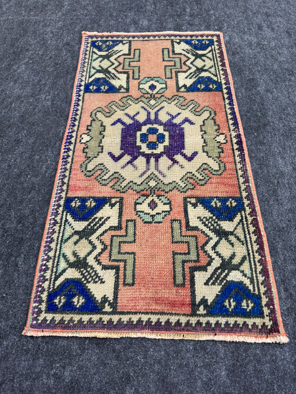 Turkish Yastik Rug 1'6" x 2'11" #23838
