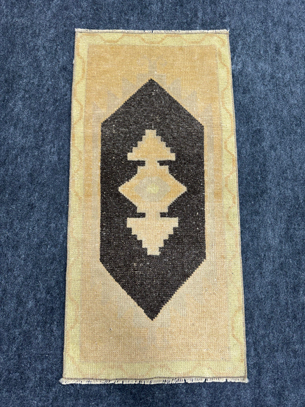 Turkish Yastik Rug 1'6" x 3'1" #23840
