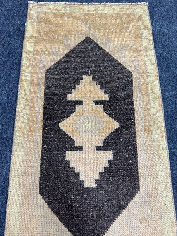 Turkish Yastik Rug 1'6" x 3'1" #23840