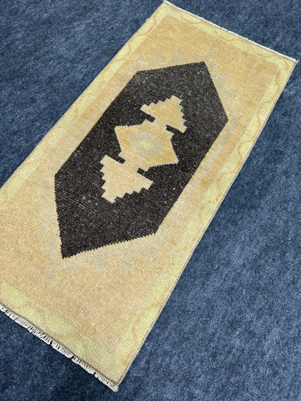 Turkish Yastik Rug 1'6" x 3'1" #23840