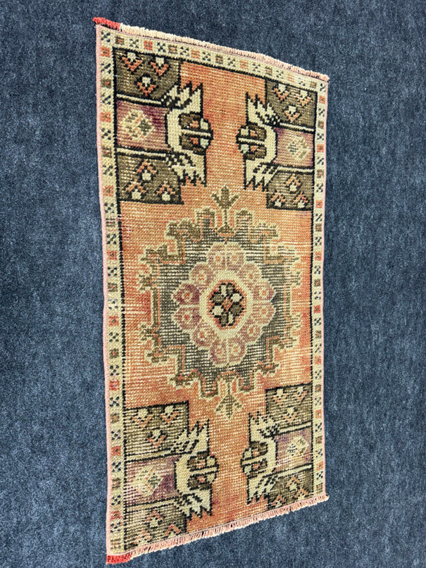 Turkish Yastik Rug 1'6" x 2'10" #23831
