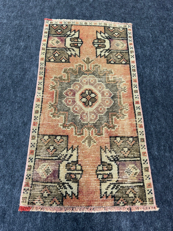 Turkish Yastik Rug 1'6" x 2'10" #23831