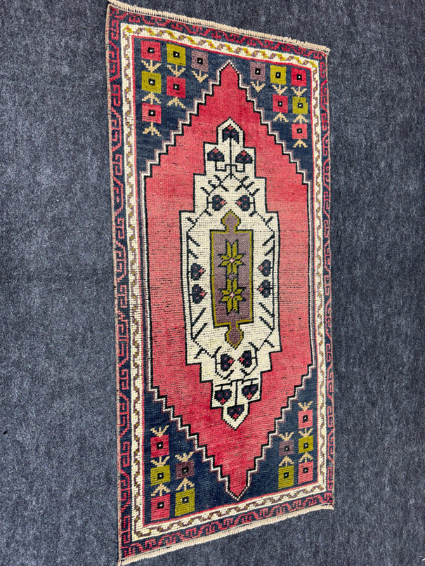 Turkish Yastik Rug 1'10" x 3'10" #23829
