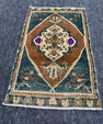 Turkish Yastik Rug 1'7" x 2'7" #23827
