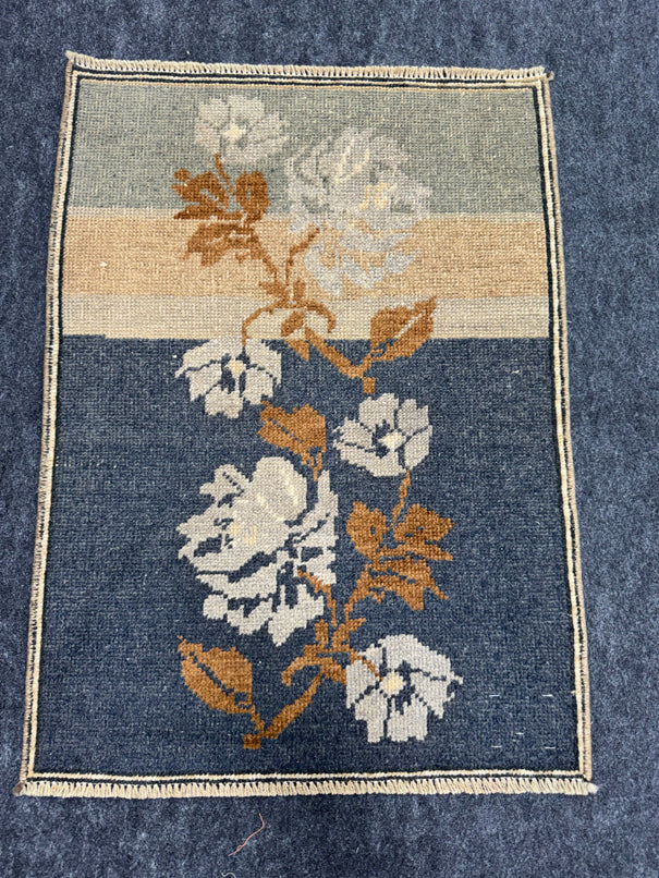 Turkish Yastik Rug 1'10" x 2'6" #23826