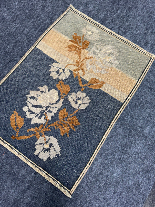 Turkish Yastik Rug 1'10" x 2'6" #23826