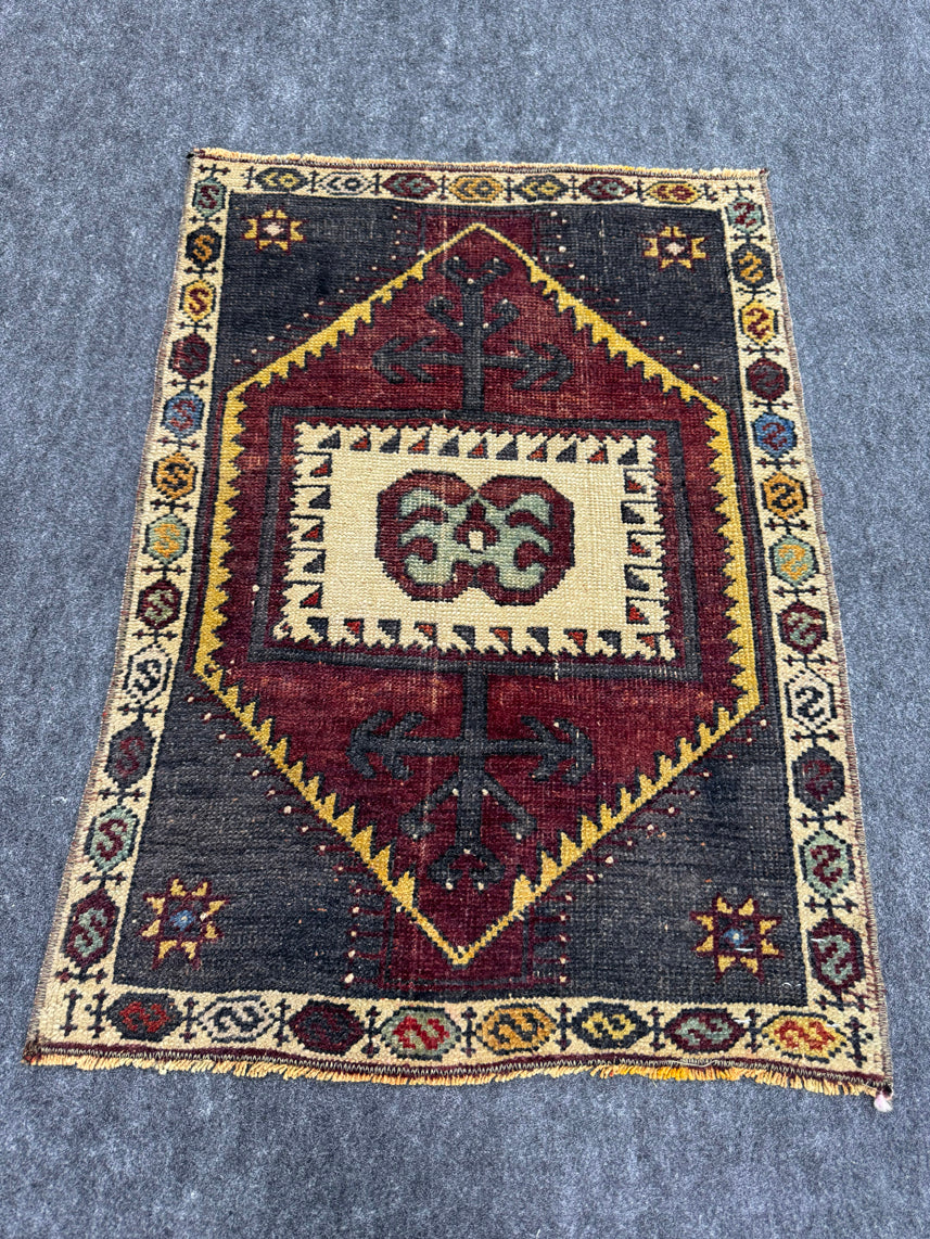 Turkish Yastik Rug 1'9" x 2'5" #23823