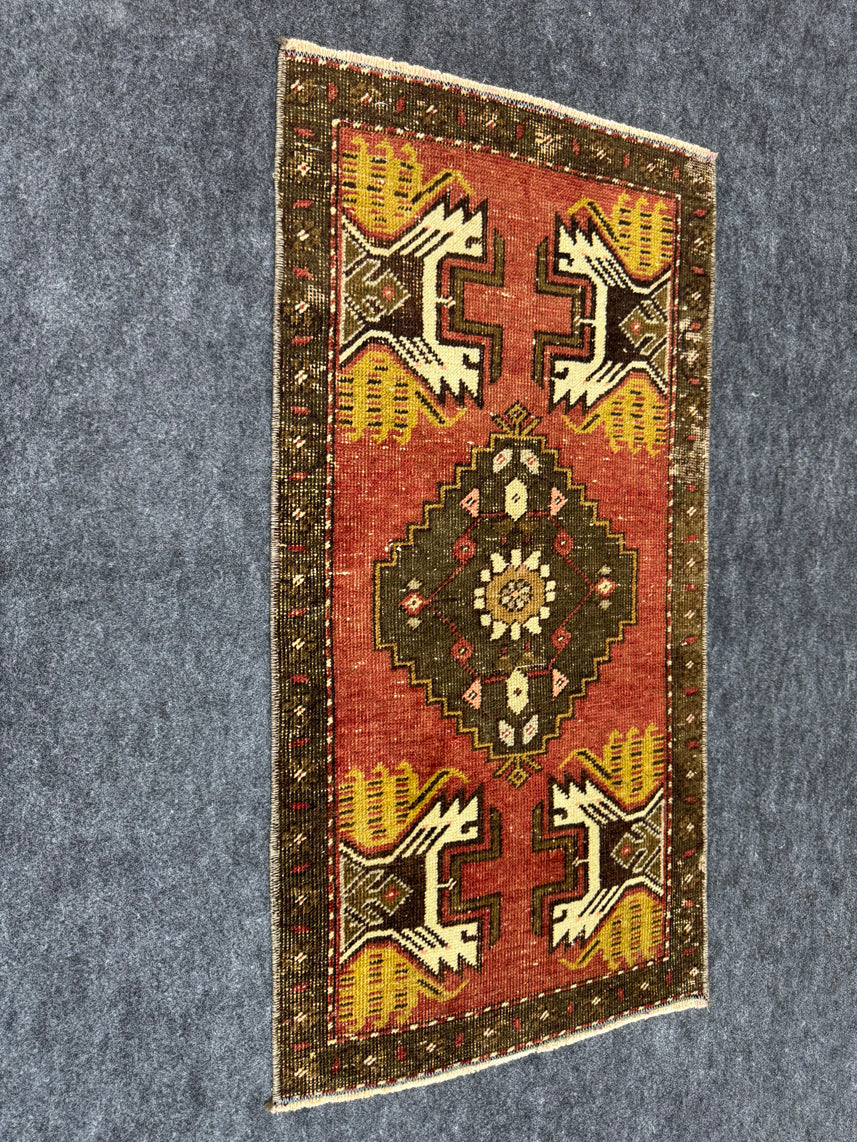 Turkish Yastik Rug 1'6" x 2'10" #23822