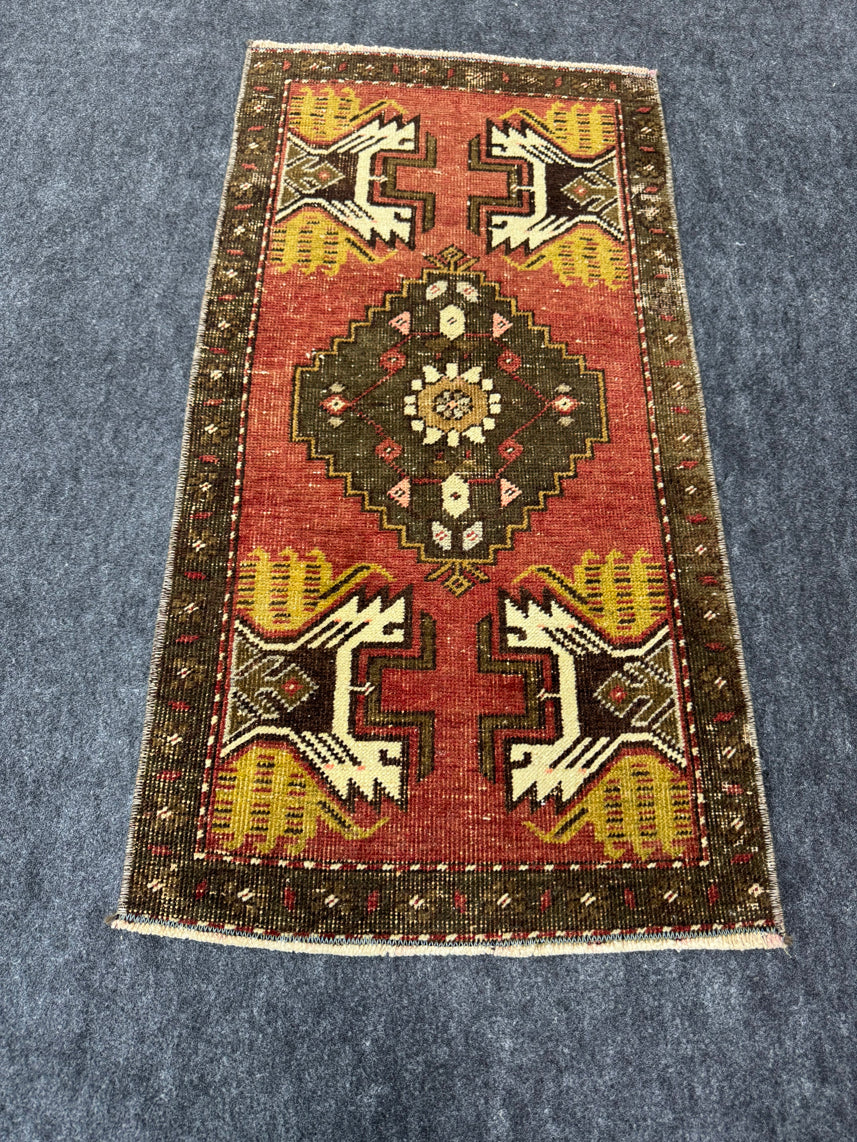 Turkish Yastik Rug 1'6" x 2'10" #23822