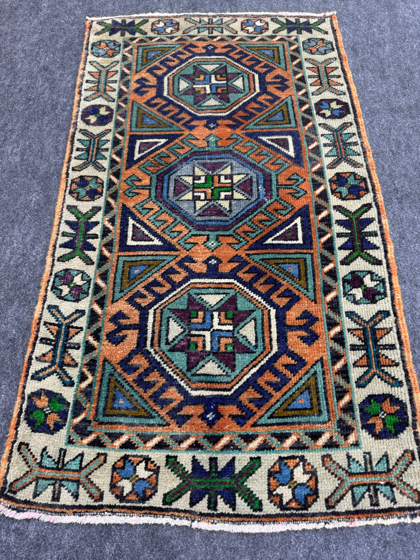 Turkish Yastik Rug 1'11" x 3'6" #23819