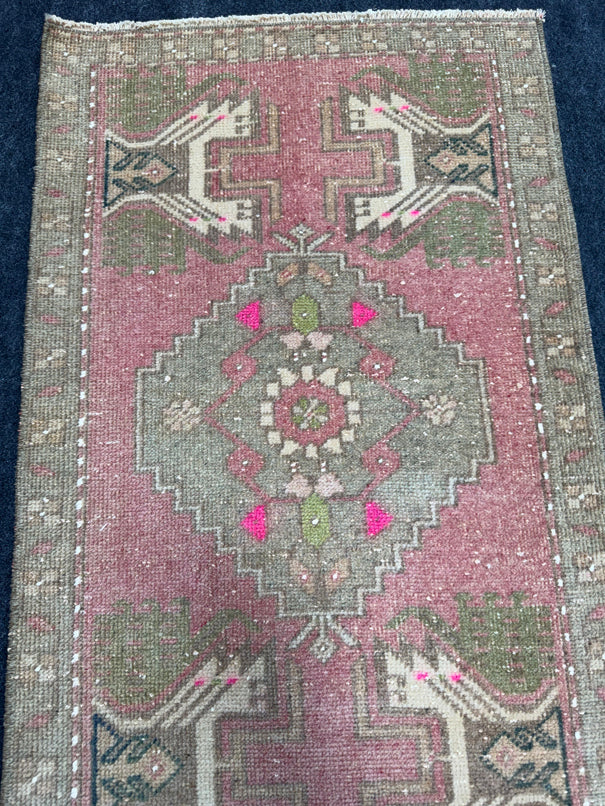 Turkish Yastik Rug 1'8" x 2'10" #23816