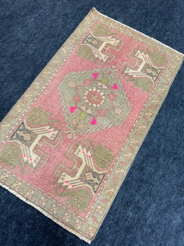Turkish Yastik Rug 1'8" x 2'10" #23816