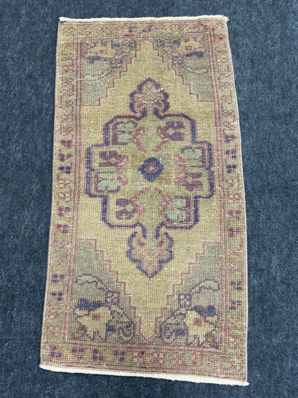 Turkish Yastik Rug 1'10" x 3'6" #23809