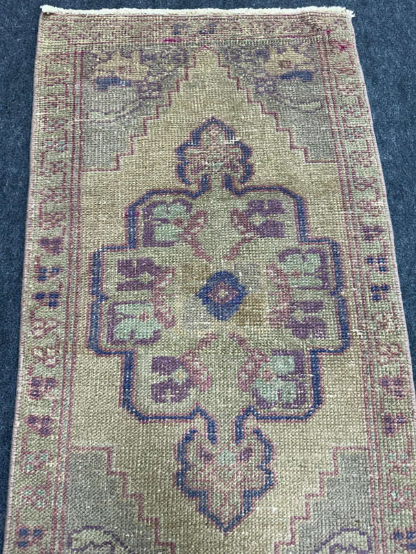 Turkish Yastik Rug 1'10" x 3'6" #23809