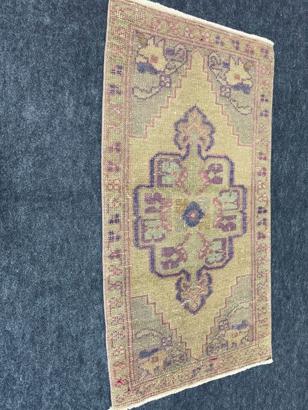Turkish Yastik Rug 1'10" x 3'6" #23809