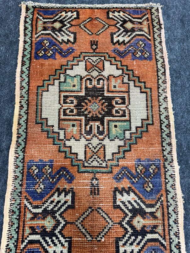 Turkish Yastik Rug 1'6" x 2'9" #23808