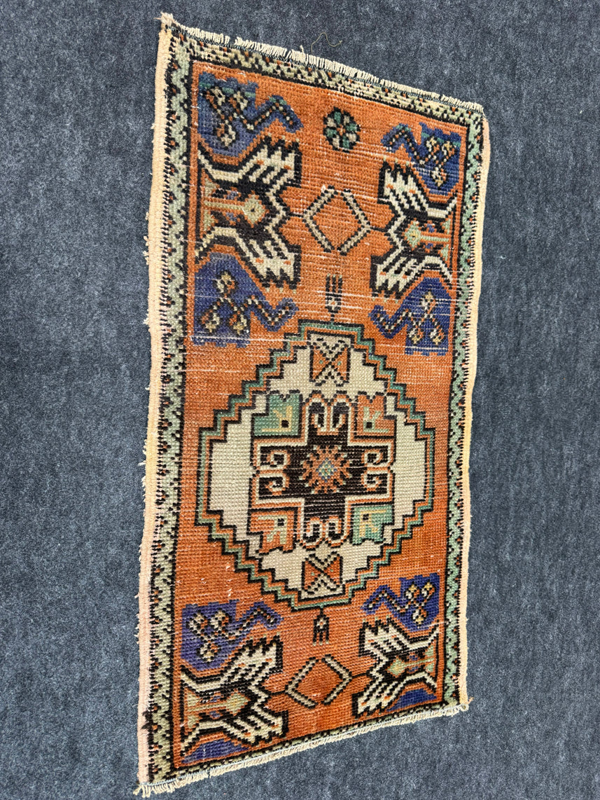 Turkish Yastik Rug 1'6" x 2'9" #23808