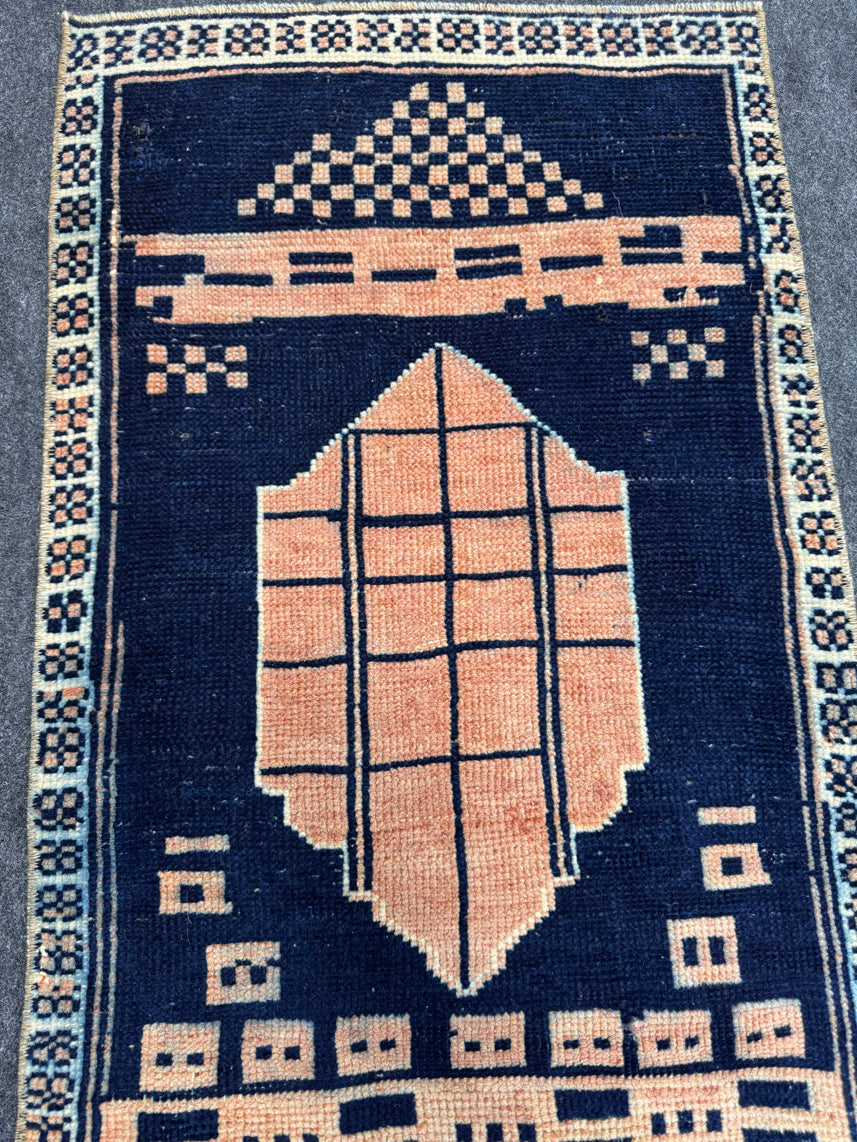 Turkish Yastik Rug 1'7" x 2'10" #23807
