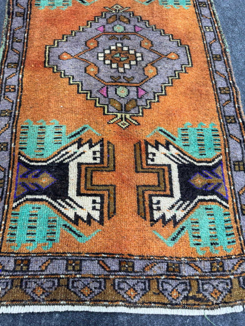 Turkish Yastik Rug 1'9" x 3'3" #23806
