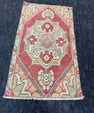 Turkish Yastik Rug 1'5" x 2'5" #23803