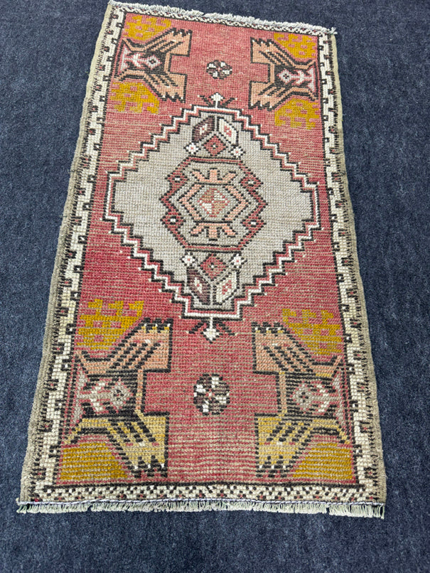 Turkish Yastik Rug 1'9" x 3'3" #23802