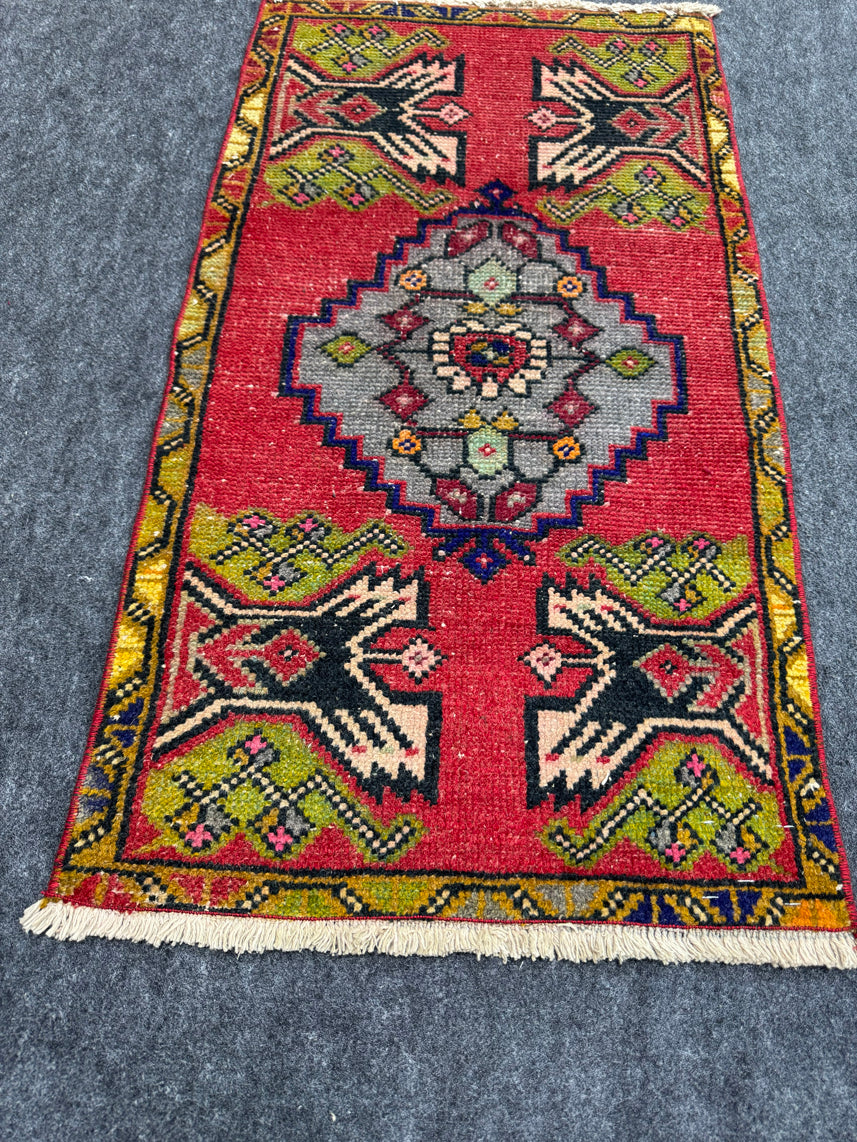 Turkish Yastik Rug 1'8" x 3'1" #23799