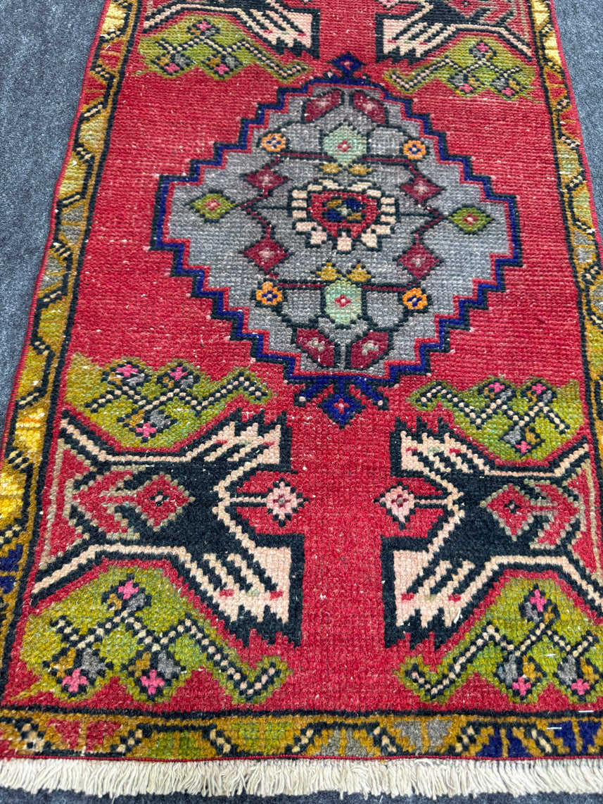 Turkish Yastik Rug 1'8" x 3'1" #23799