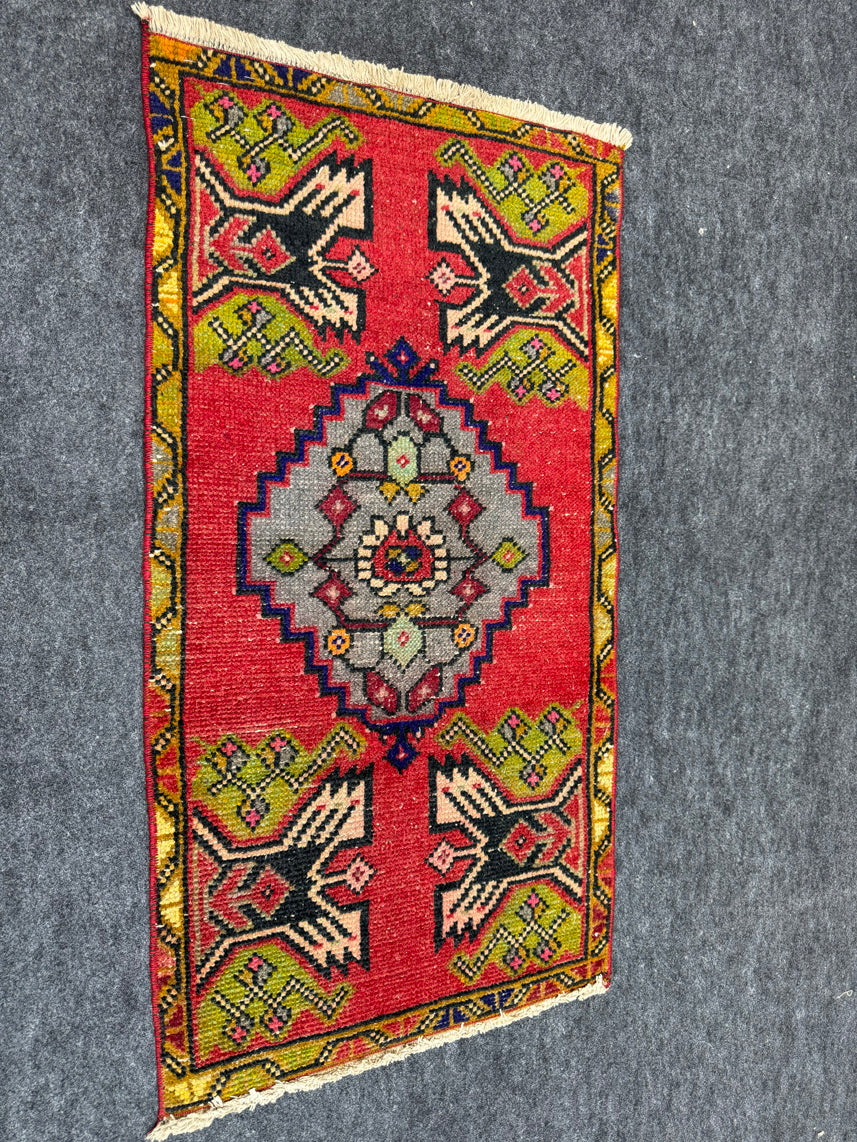 Turkish Yastik Rug 1'8" x 3'1" #23799