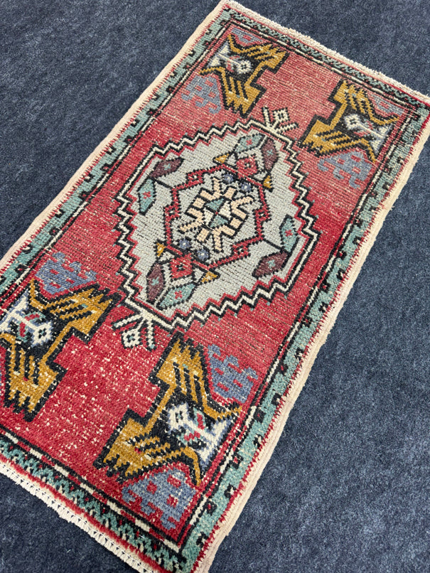 Turkish Yastik Rug 1'8" x 3'1" #23798