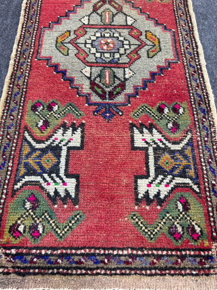 Turkish Yastik Rug 1'8" x 3'4" #23795
