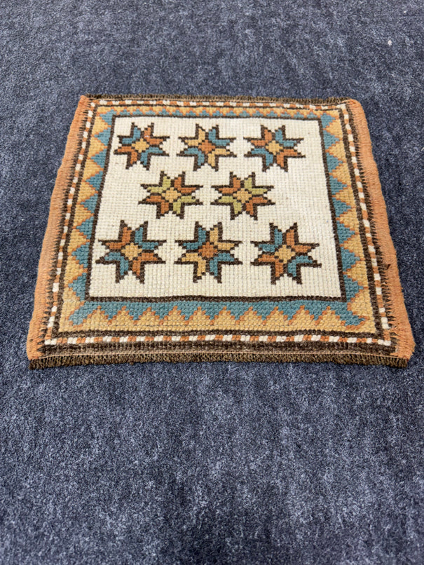 Turkish Yastik Rug 1'3" x 1'2" #23793