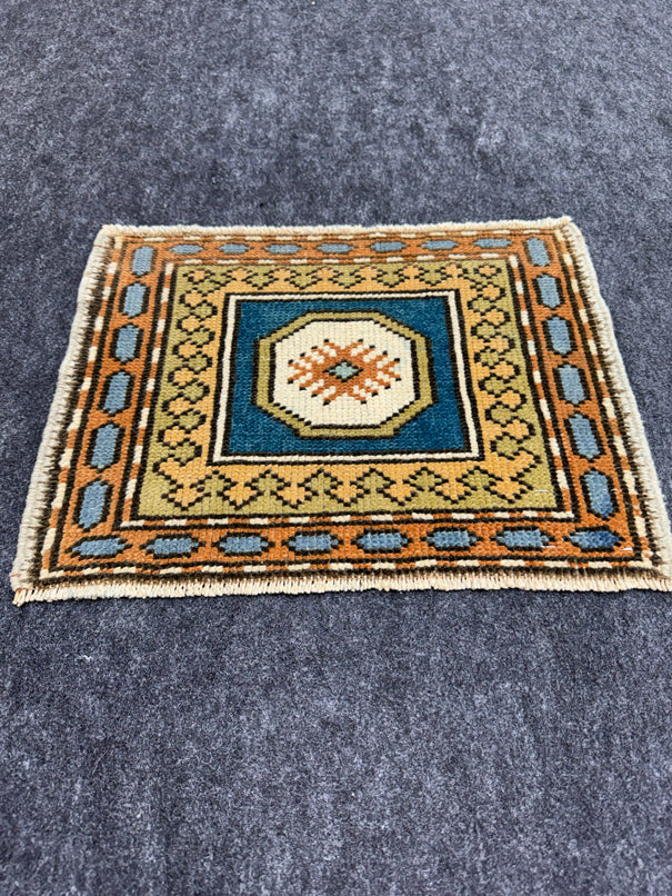 Turkish Yastik Rug 1'7" x 1'3" #23789