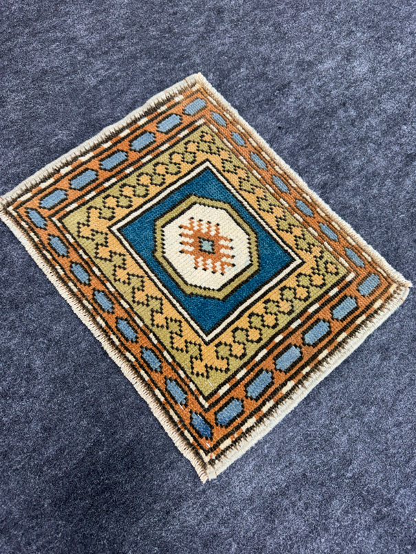 Turkish Yastik Rug 1'7" x 1'3" #23789