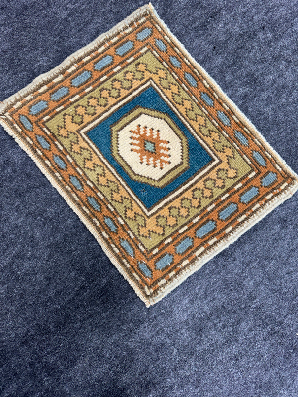 Turkish Yastik Rug 1'7" x 1'3" #23788