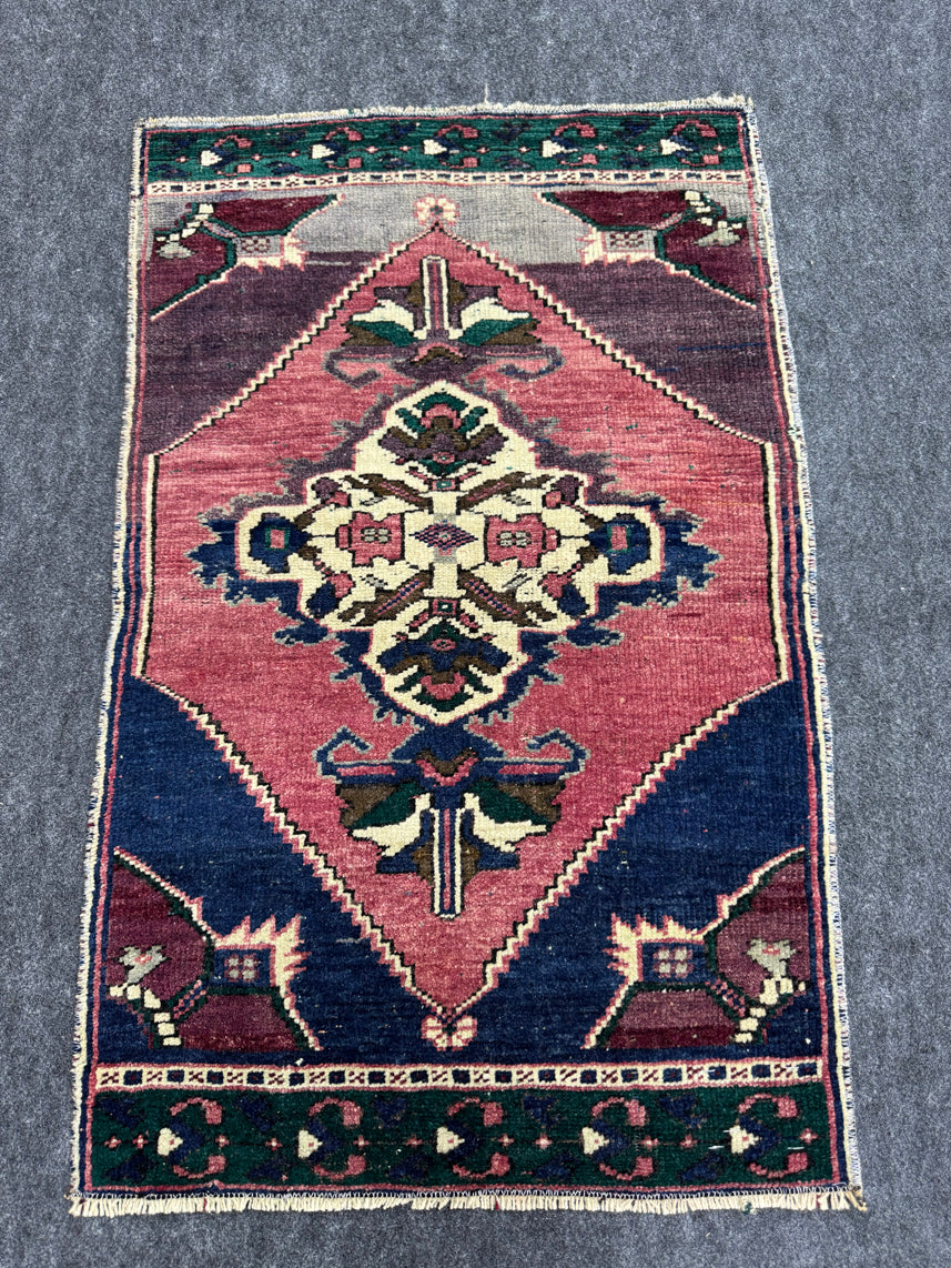 Turkish Yastik Rug 1'9" x 2'8" #23780