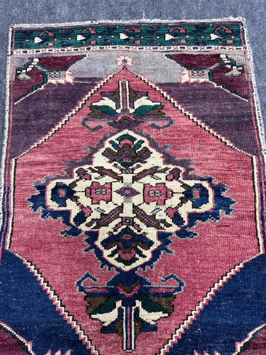 Turkish Yastik Rug 1'9" x 2'8" #23780