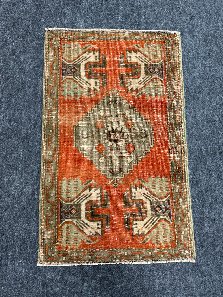 Turkish Yastik Rug 1'8" x 2'8" #23779