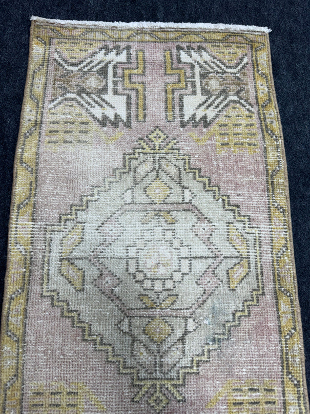 Turkish Yastik Rug 1'7" x 3'3" #23773