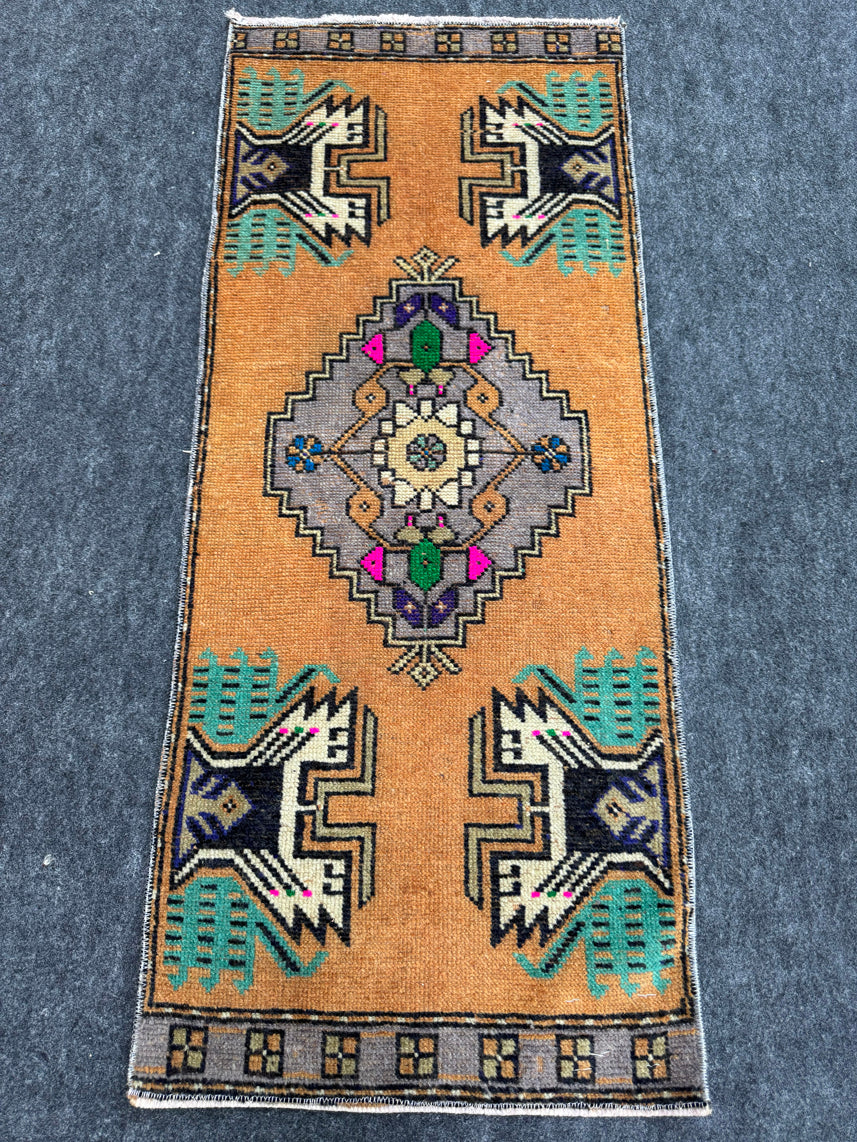 Turkish Yastik Rug 1'5" x 3'5" #23776