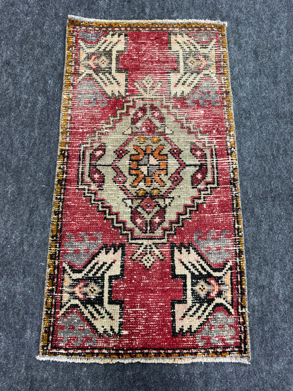 Turkish Yastik Rug 1'7" x 3' #23777