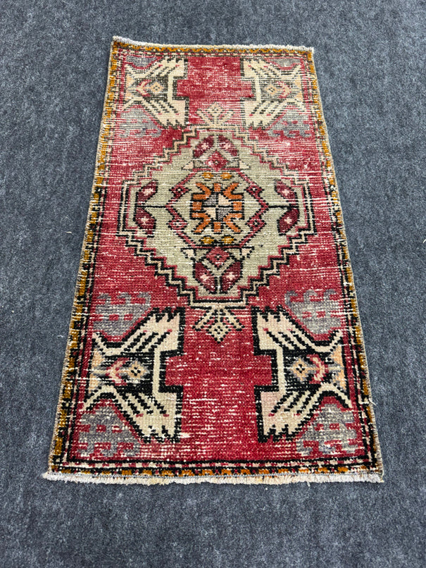 Turkish Yastik Rug 1'7" x 3' #23777