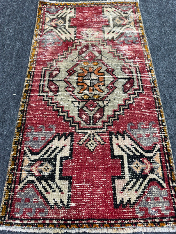 Turkish Yastik Rug 1'7" x 3' #23777