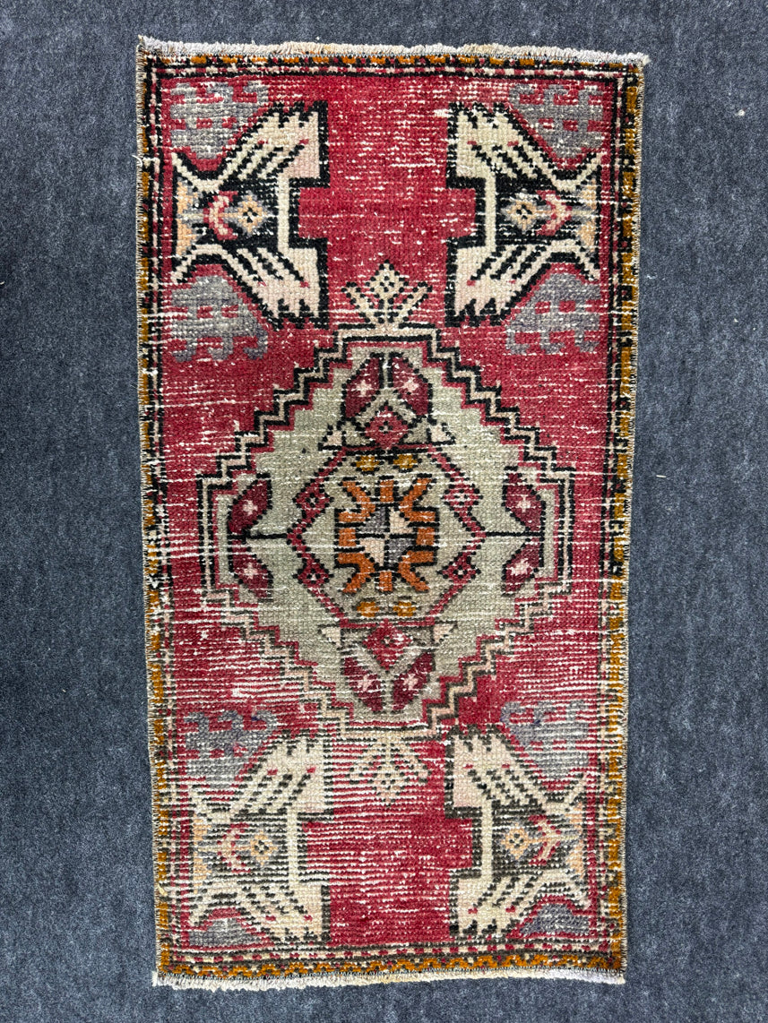 Turkish Yastik Rug 1'7" x 3' #23777