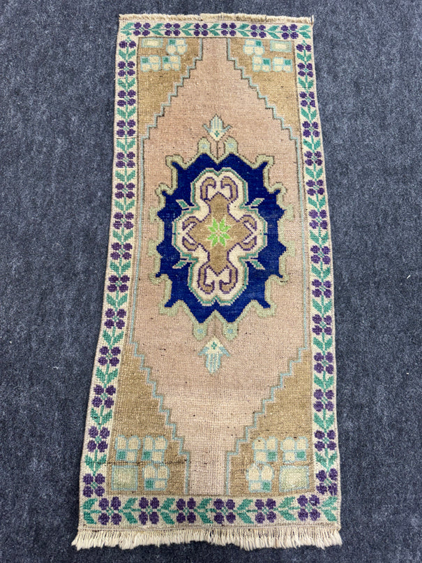Turkish Yastik Rug 1'4" x 3'3" #23718